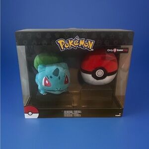 Pokemon Bulbasaur and Pokeball Plush Duo